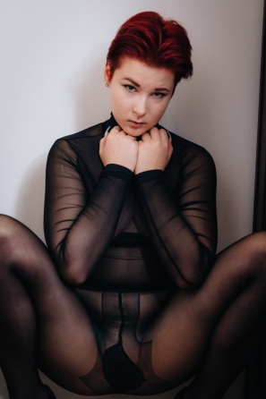 2022-01-22-short-haired-redhead-teenager-marija-with-transparent-top-and-tights