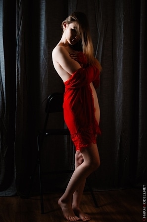 2023-08-12-lady-in-red-beautiful-Sofia-naked-only-with-small-morning-dress