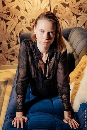 2025-02-08-Melissa-with-transparent-nightdress