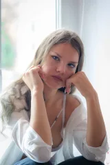 Where the Blouse Slips Open for Polina Ella Preview picture 10