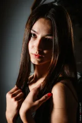 The Body Between Layers with Anna Valez Preview picture 3