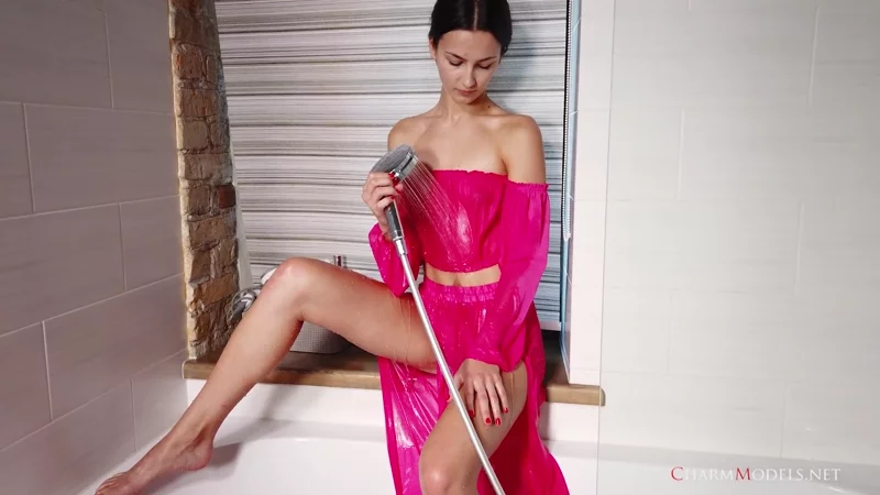 Soaked in Pink with Anna Valez video preview frame 5
