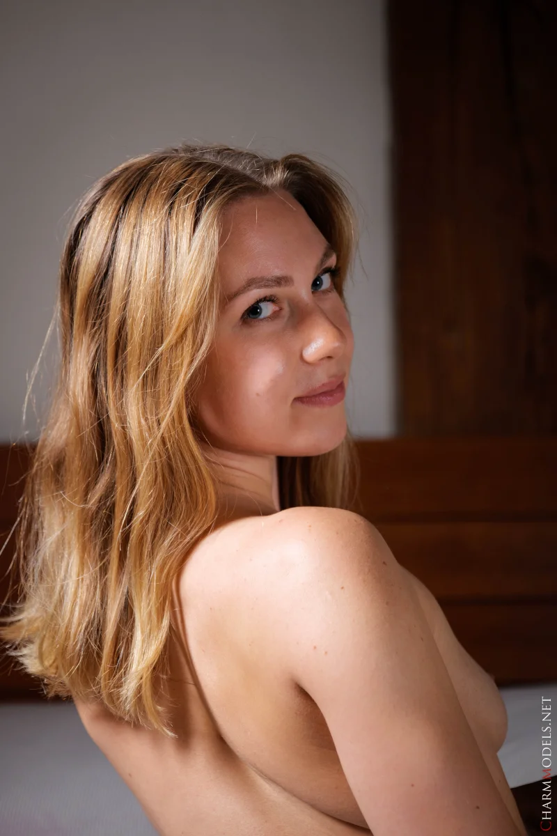 Rebecca Teases with Denim and Daydreams Preview picture 8