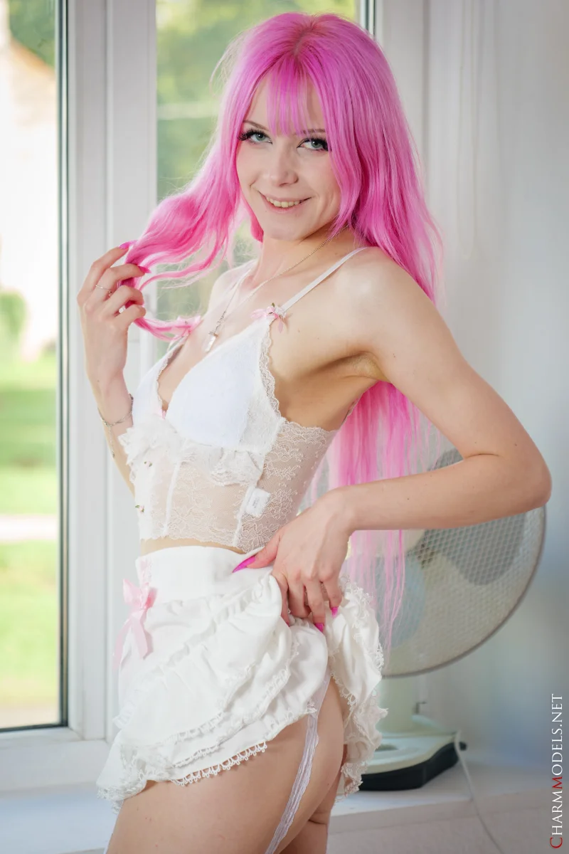 Lily Angelic in Pink Hair and Flirty Mood Preview picture 4