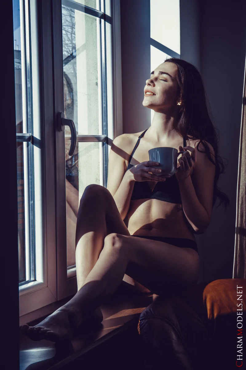Coffee and Curves with Ieva Electra Preview picture 1