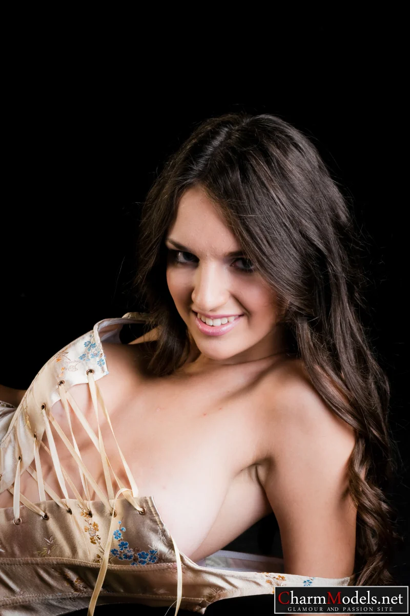 Golden Passion with Inda Preview picture 9
