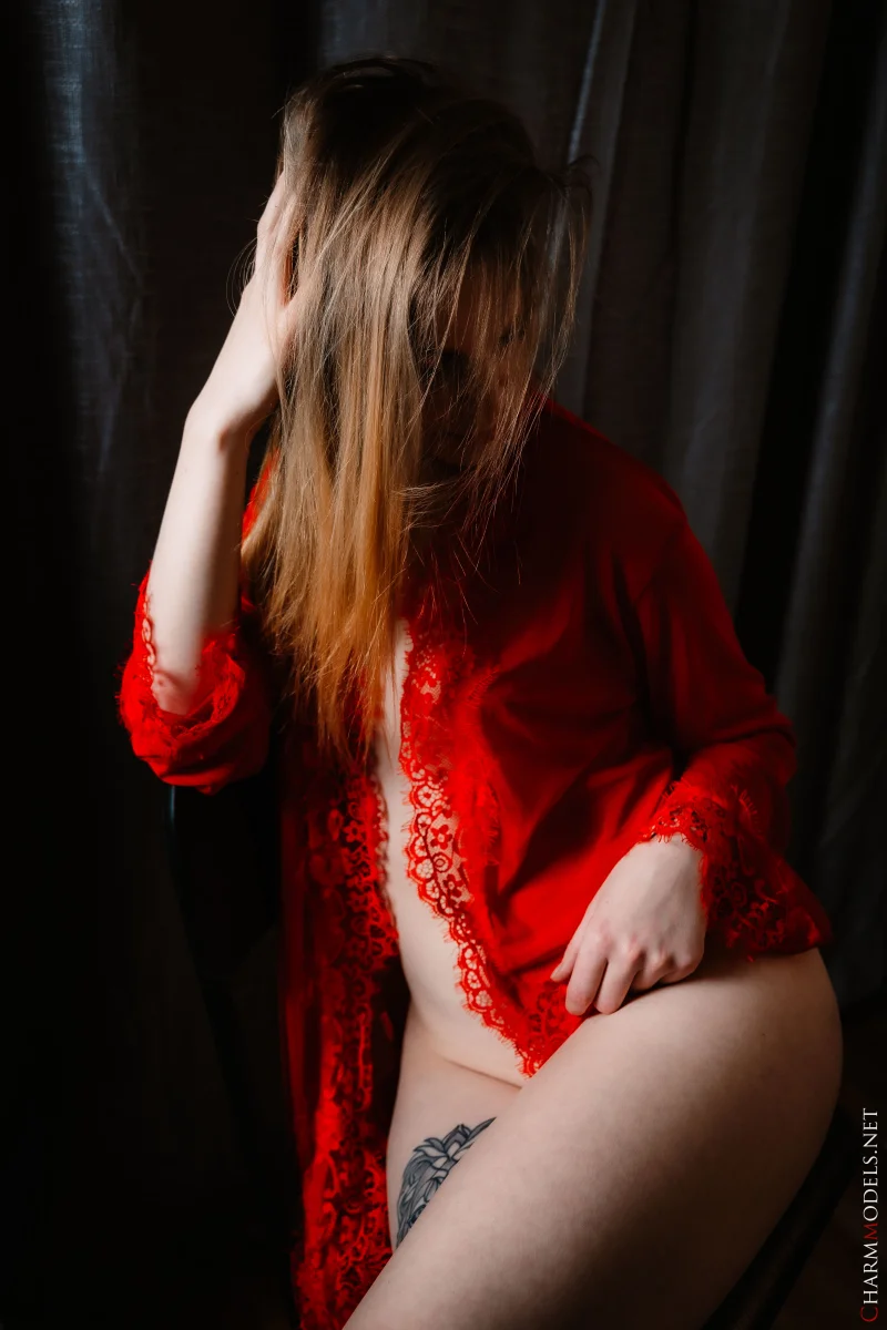 The Scarlet Tease of Sofia Thorne Preview picture 1