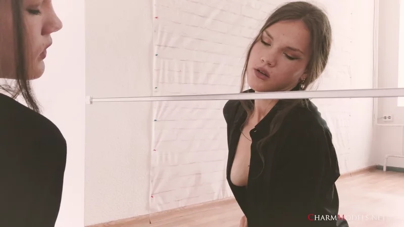 Through the Mirror Moves Polina Ella video preview frame 8