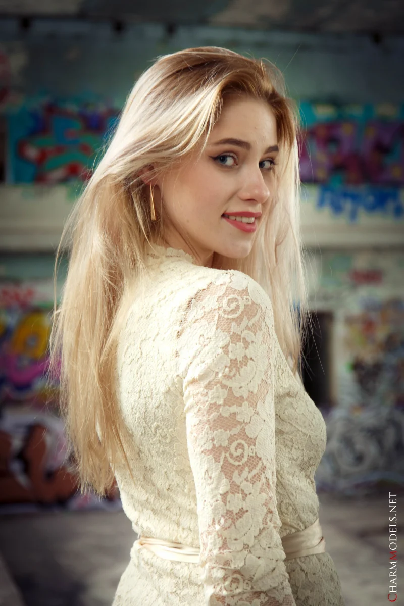 Margarita Graffiti Glow Preview picture 4
