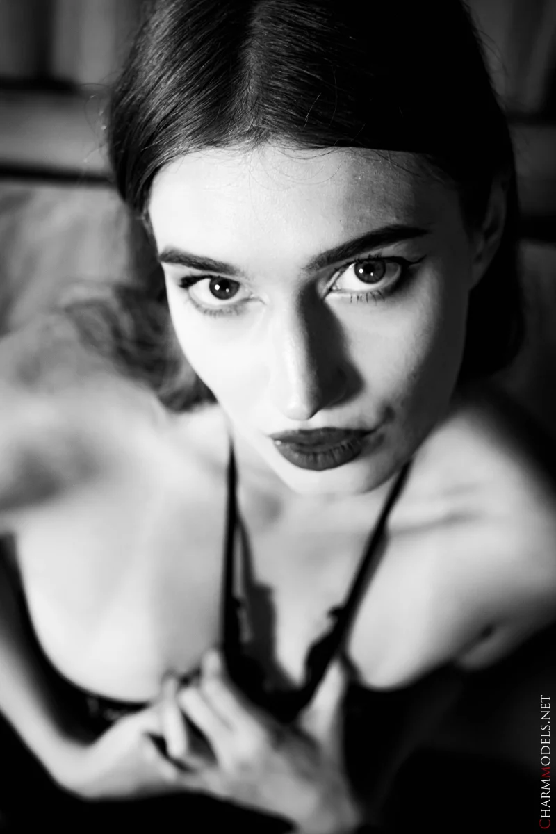 Mary Moon Draped in Contrast and Desire Preview picture 10