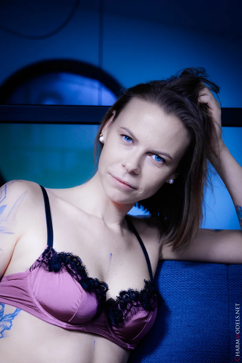 Melissa in Cold Light Intimate Inked Beauty Preview picture 1