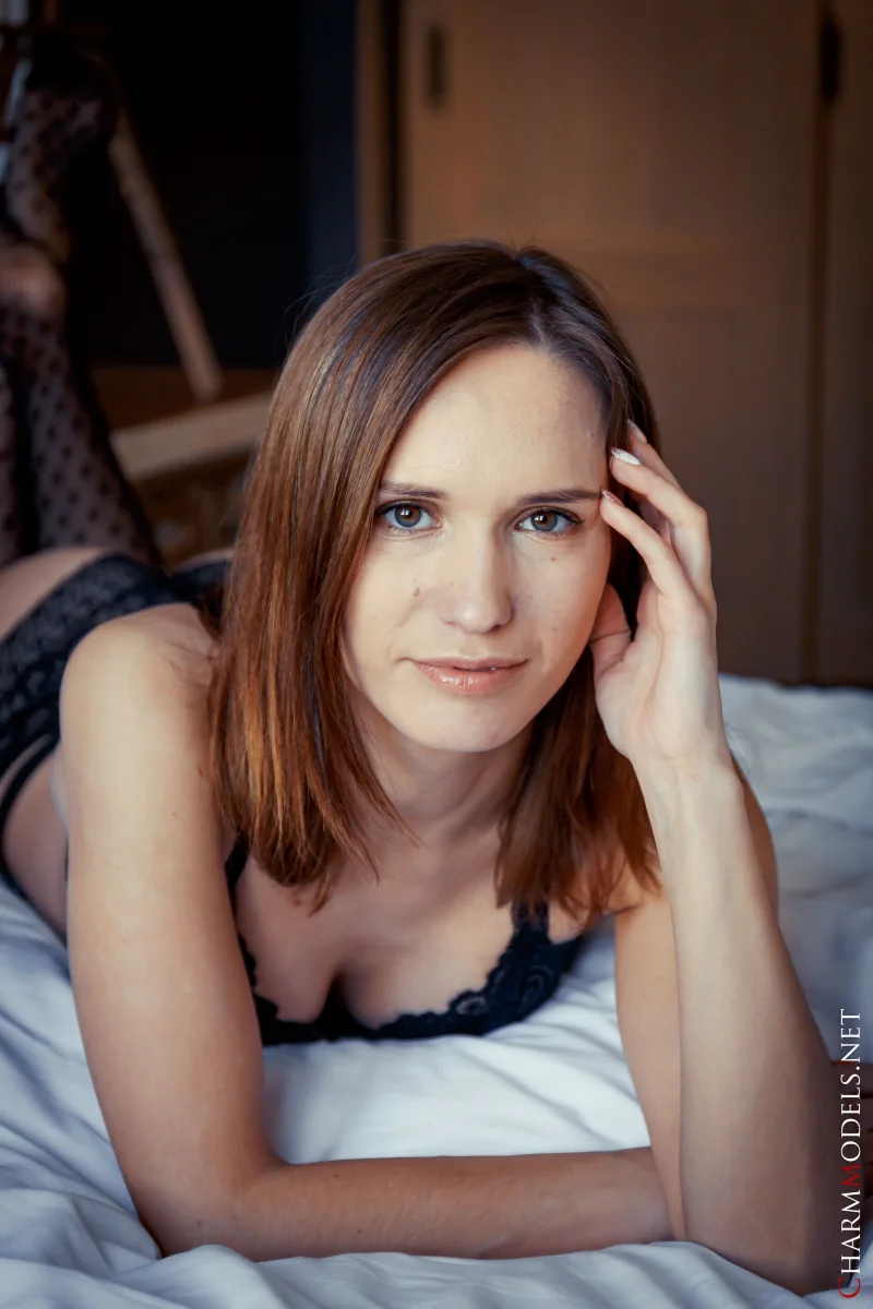 A Morning Stretch with Milena Preview picture 1