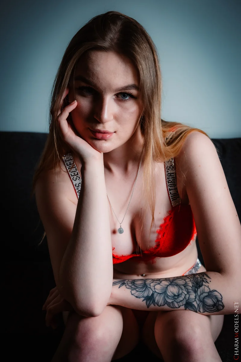 Where the Curtain Falls on Sofia Thorne Preview picture 1