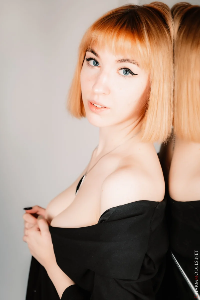 The Unspoken Curve of Lilly Mays Preview picture 9