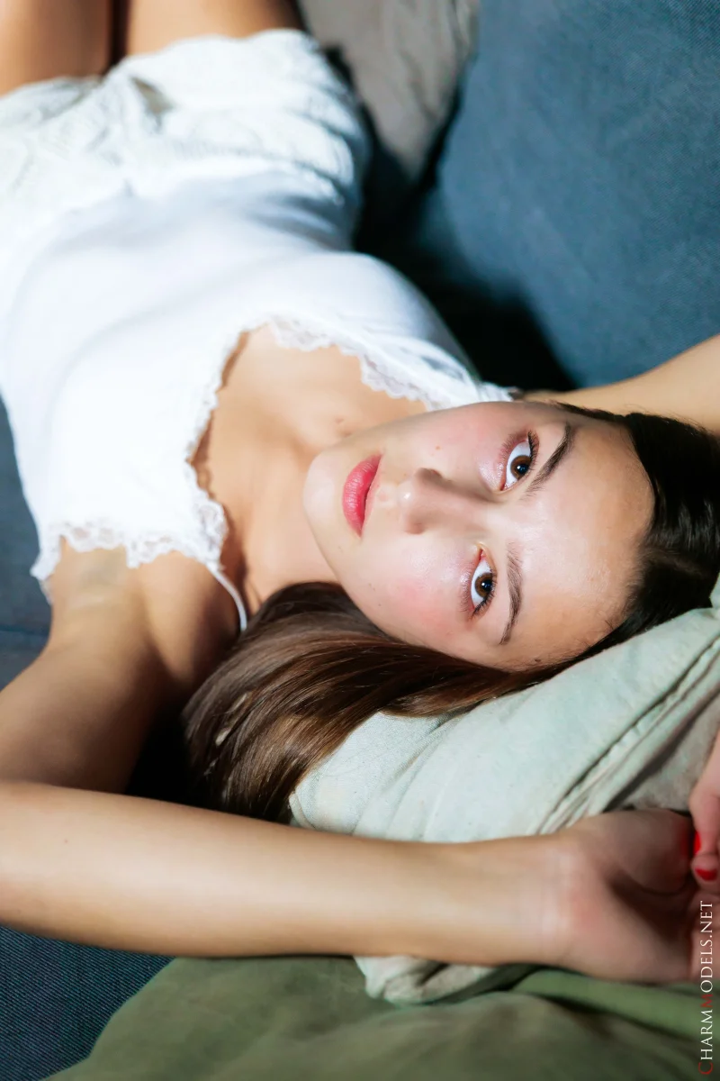 Anna Valez in Touch of Tender Glow Preview picture 9